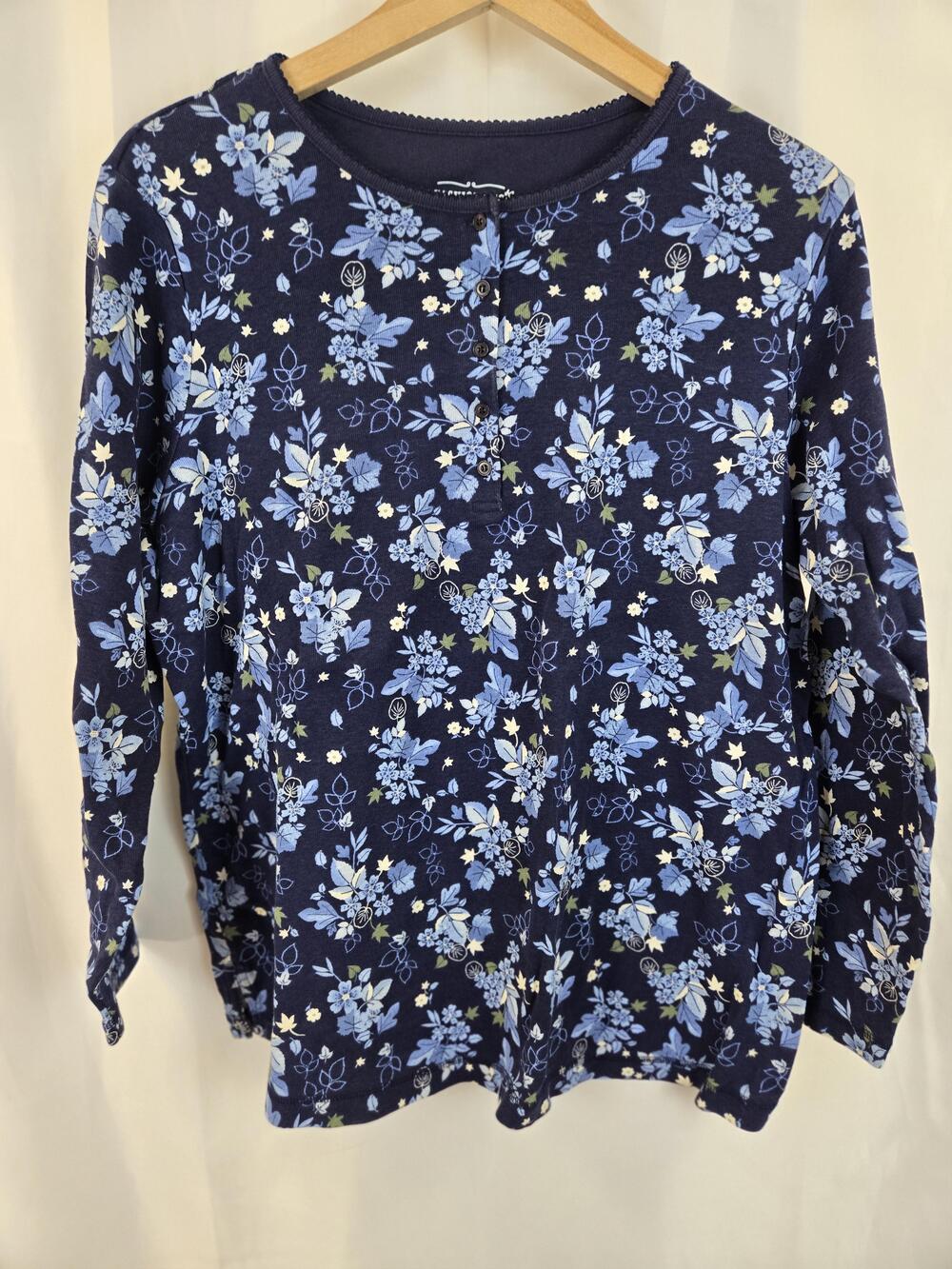 Fashion Bug Shirt Womens 18/20W Plus Blue Floral Long Sleeve Henley Top